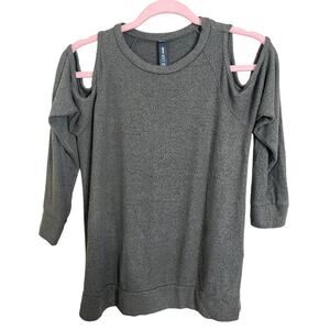 Design Lab Lord & Taylor green gray long sleeve cold shoulder sweater